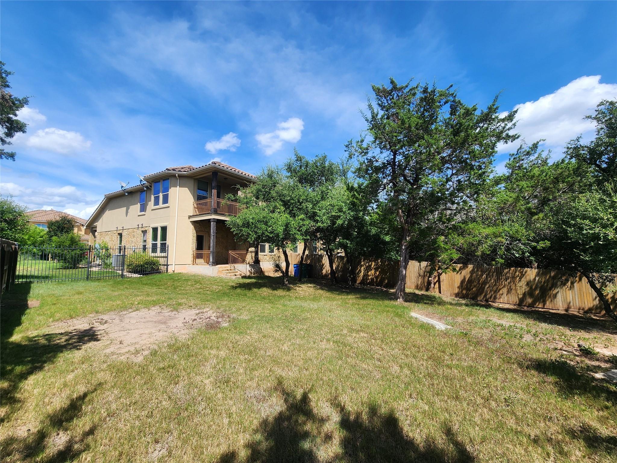 518 S Meadowlark Street Lakeway TX 78734