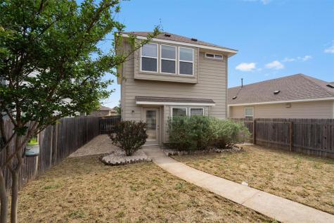 207 Wainscot Oak Way San Marcos TX 78666