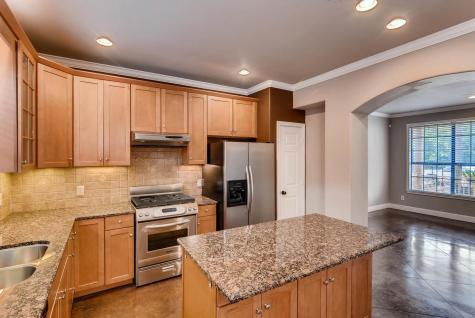 906 Juniper Street Austin TX 78702