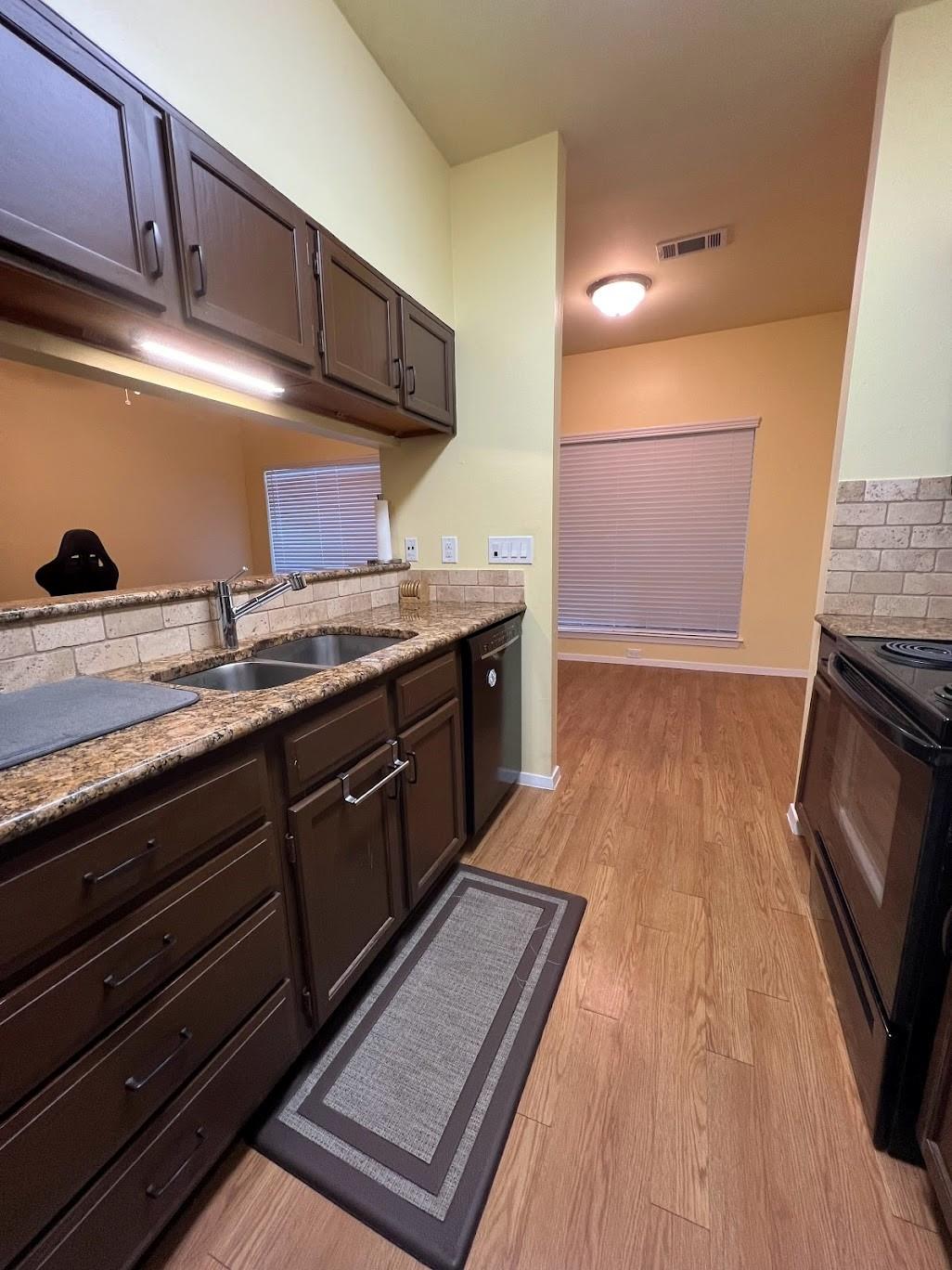 908 Poplar Street Austin TX 78705