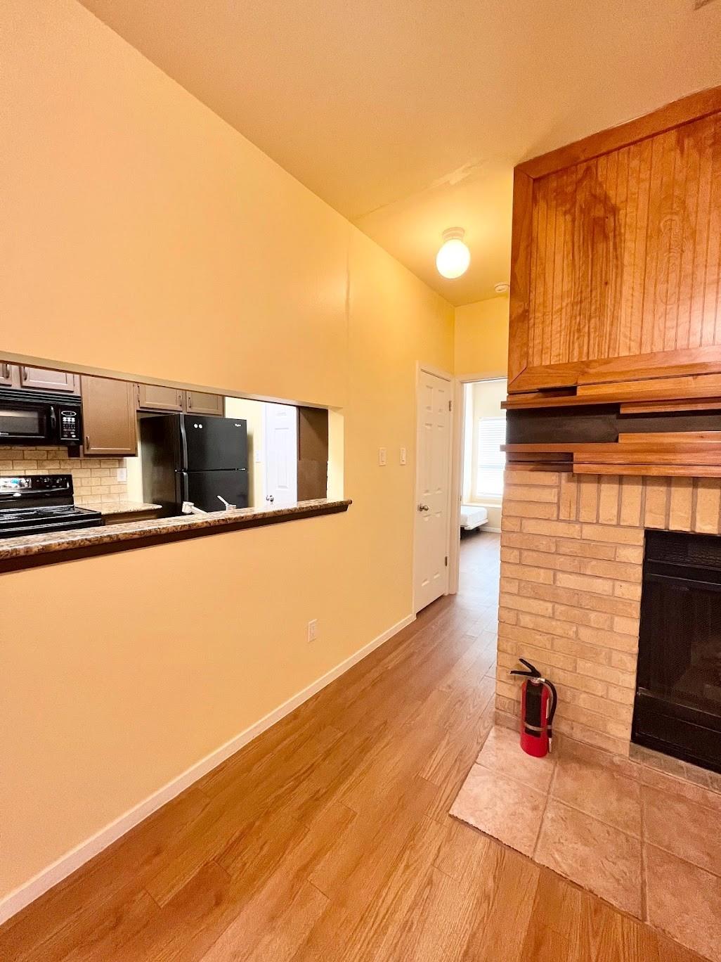 908 Poplar Street Austin TX 78705