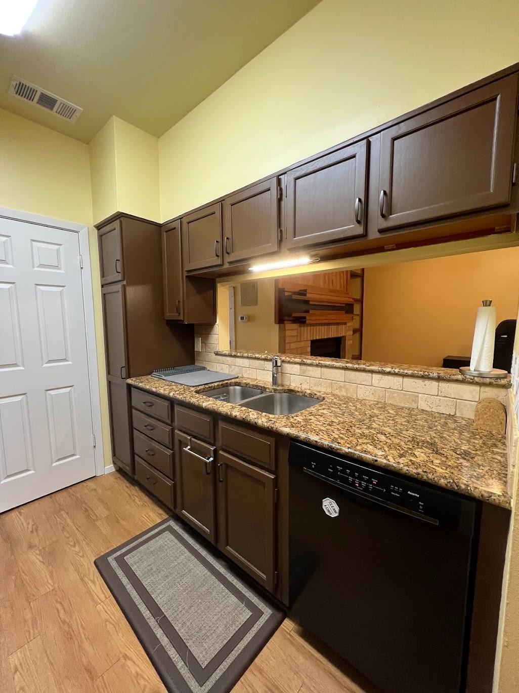 908 Poplar Street Austin TX 78705