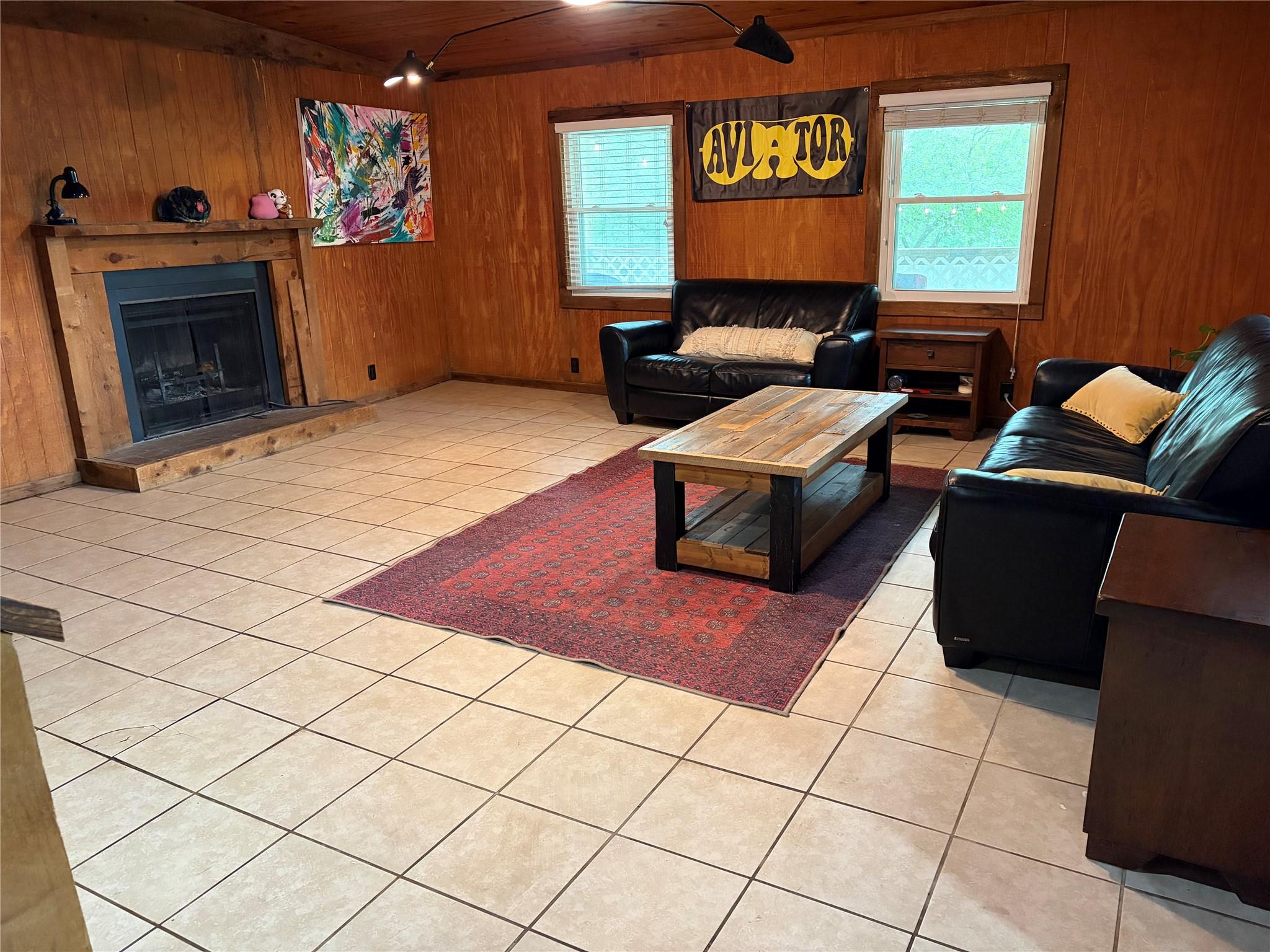 1003 W Bluebonnet Drive San Marcos TX 78666