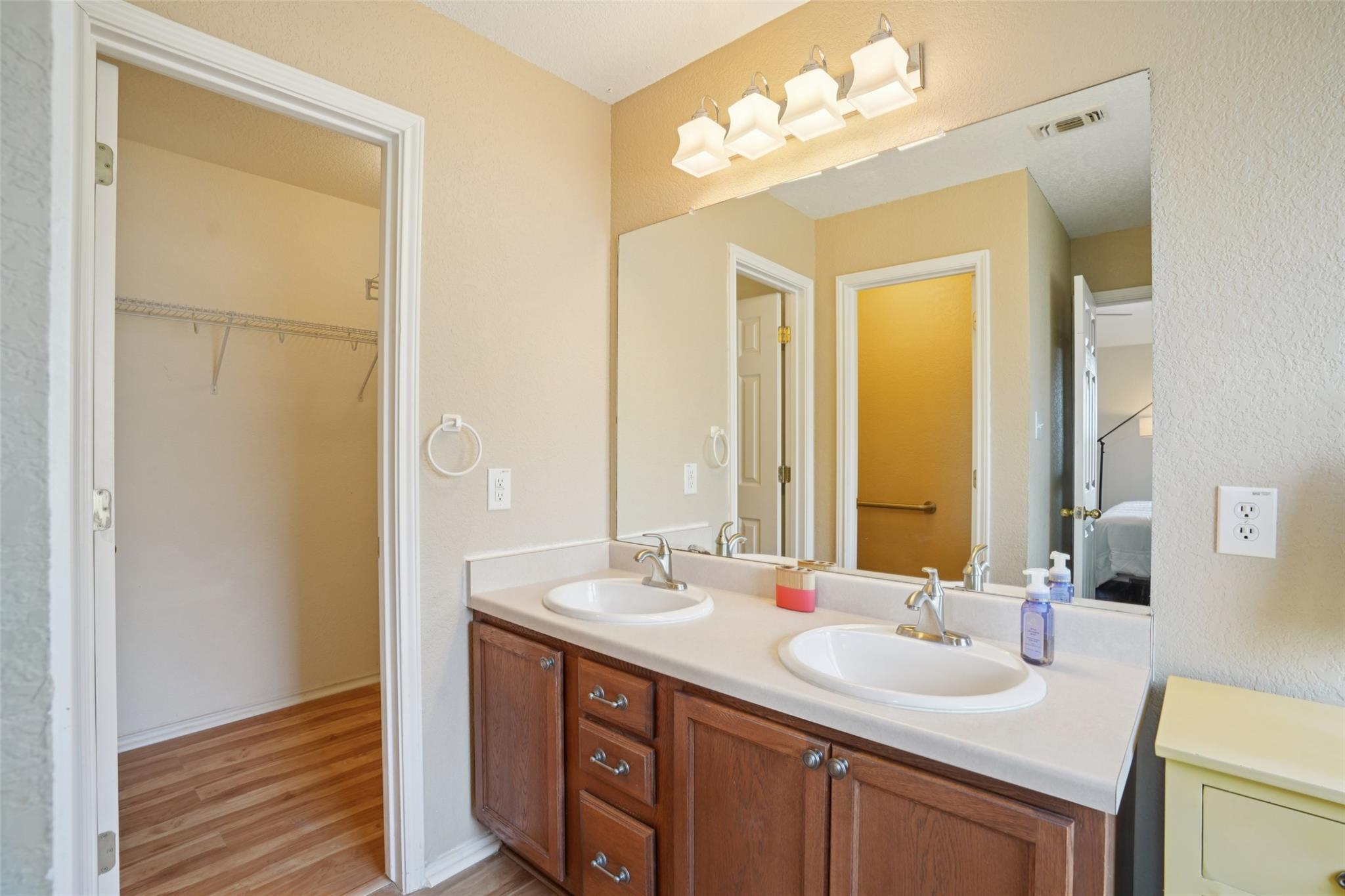 410 S Water Lane New Braunfels TX 78130