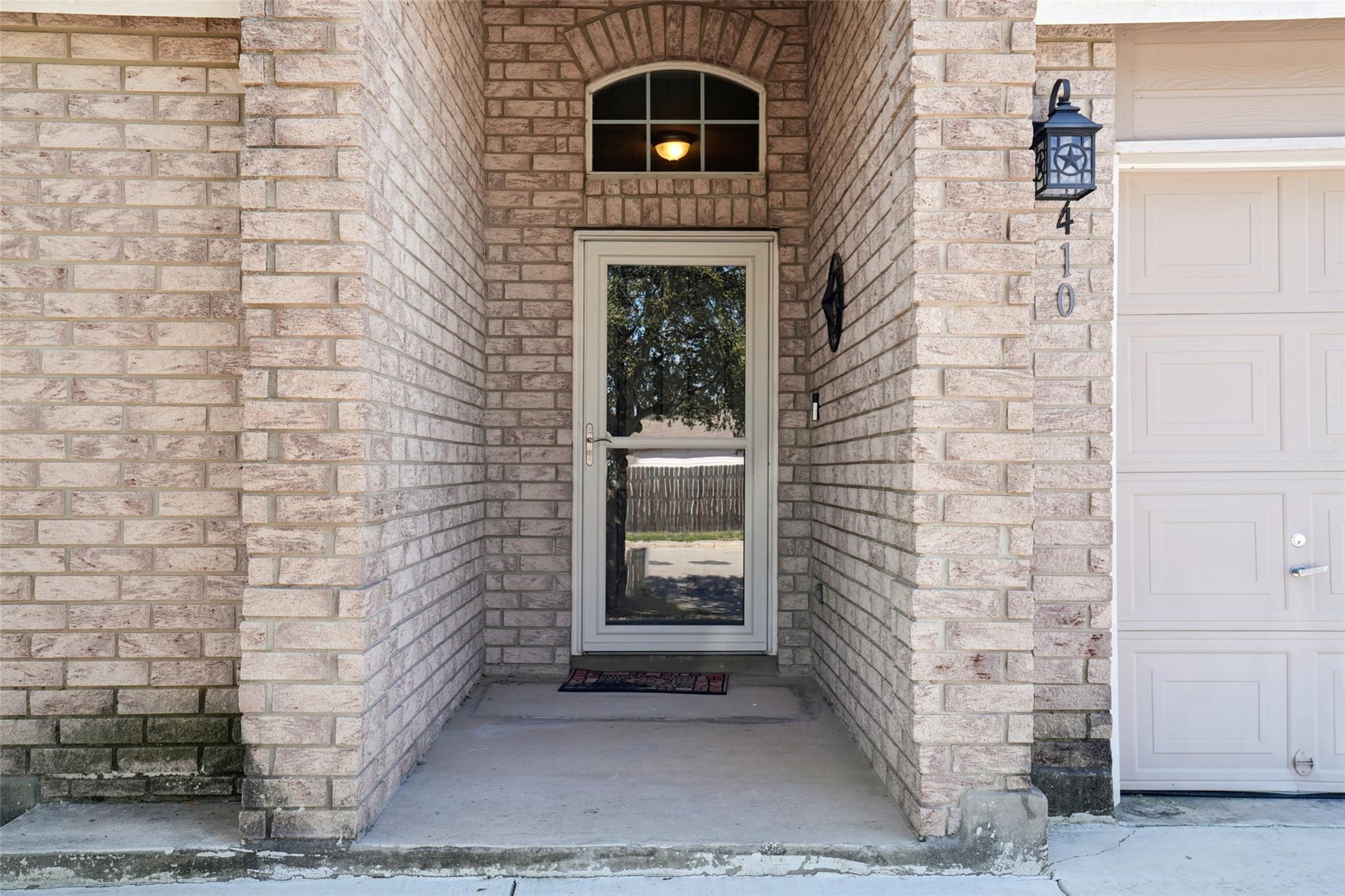 410 S Water Lane New Braunfels TX 78130