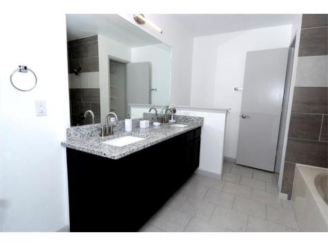 107 Tanglewood Lane Hutto TX 78634