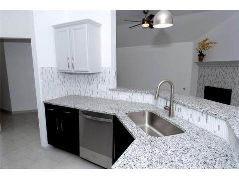 107 Tanglewood Lane Hutto TX 78634