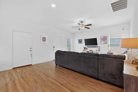 3305 Breckenridge Drive Austin TX 78744