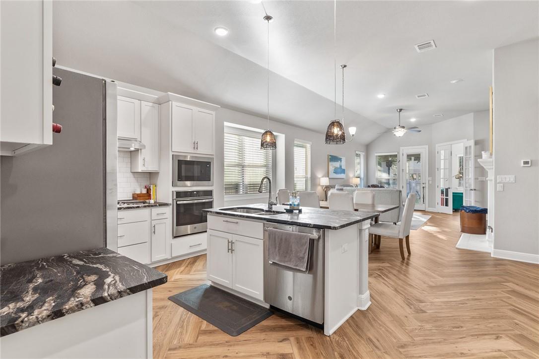 2925 Mossy Springs Drive Leander TX 78641