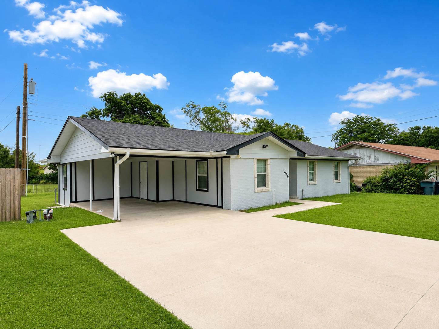 1906 E Avenue G Temple TX 76501