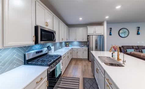 2440 Berryville Lane Leander TX 78641