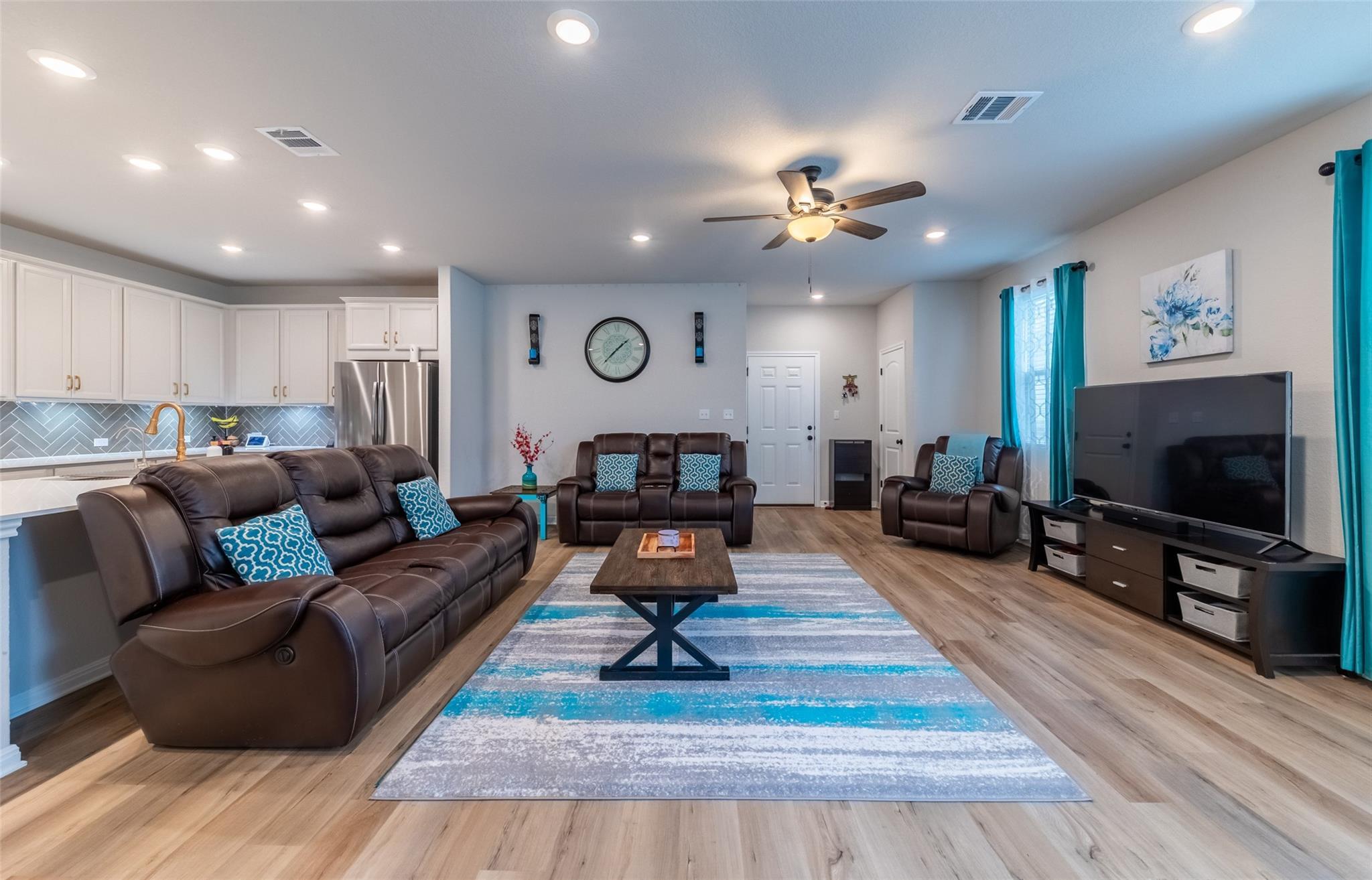 2440 Berryville Lane Leander TX 78641