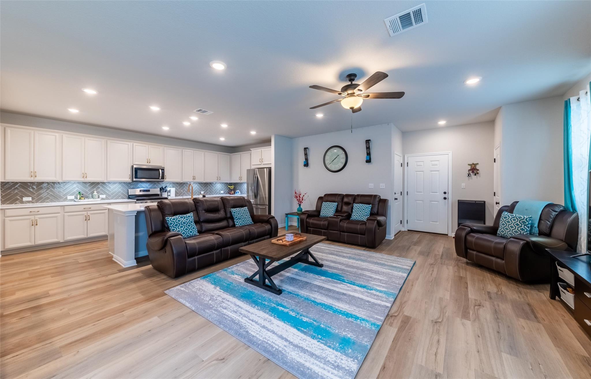 2440 Berryville Lane Leander TX 78641