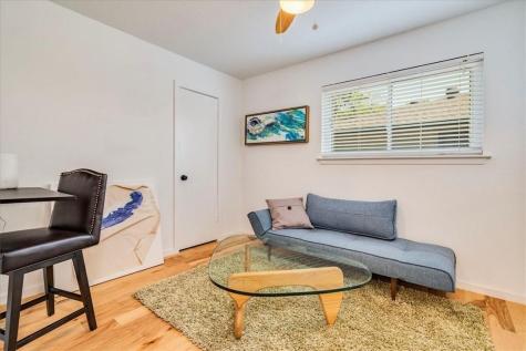 11422 Bristle Oak Trail Austin TX 78750