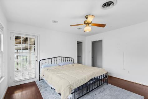 803 Peach Street Seguin TX 78155