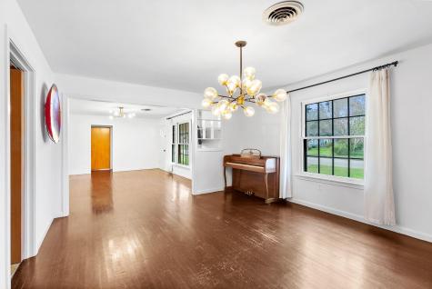 803 Peach Street Seguin TX 78155
