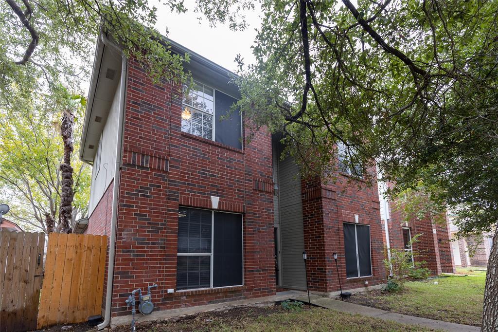 815 Black Locust Drive Pflugerville TX 78660