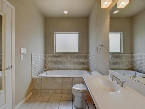 1115 Kinney Avenue Austin TX 78704