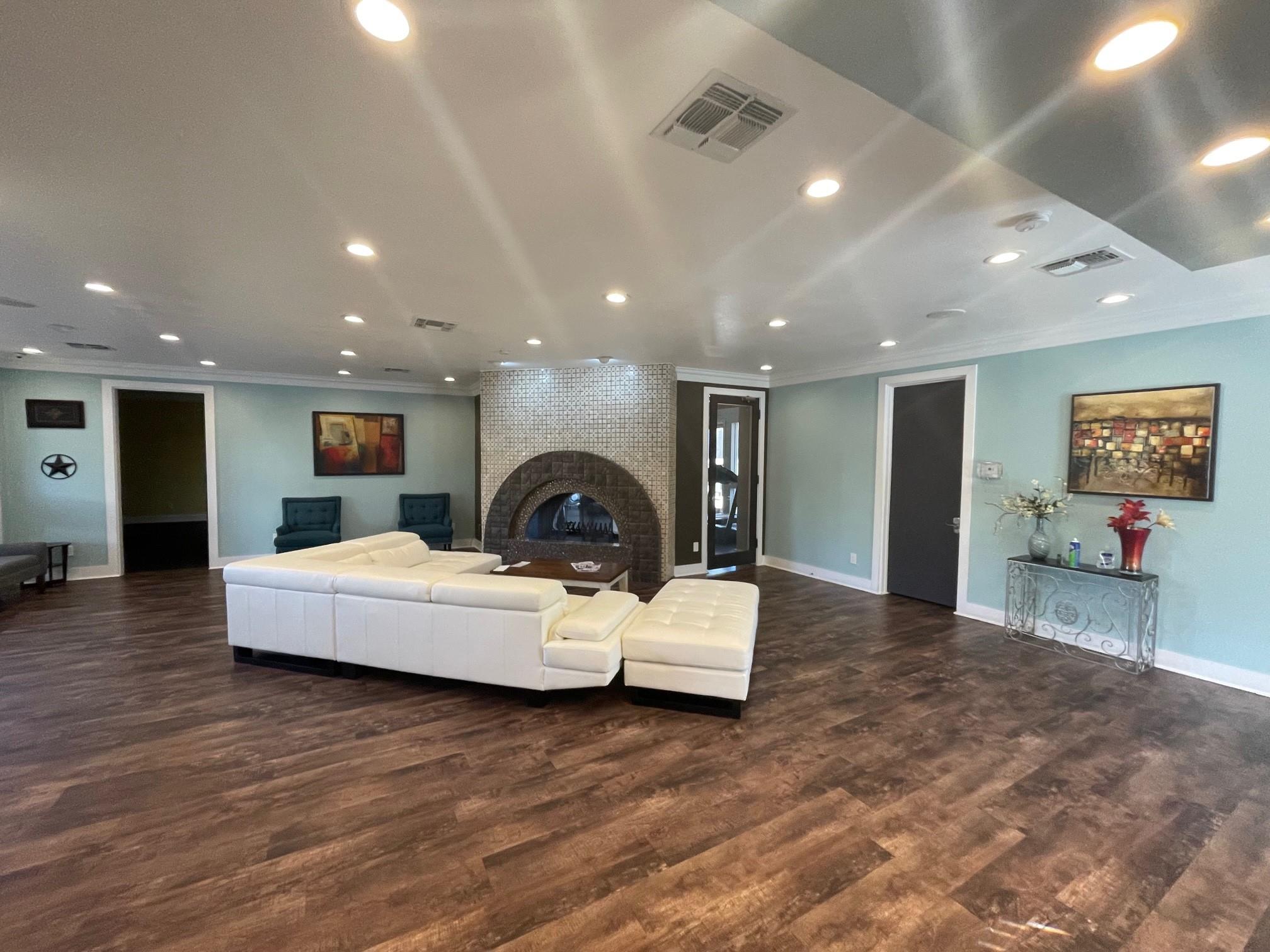 935 La Posada Drive Austin TX 78752