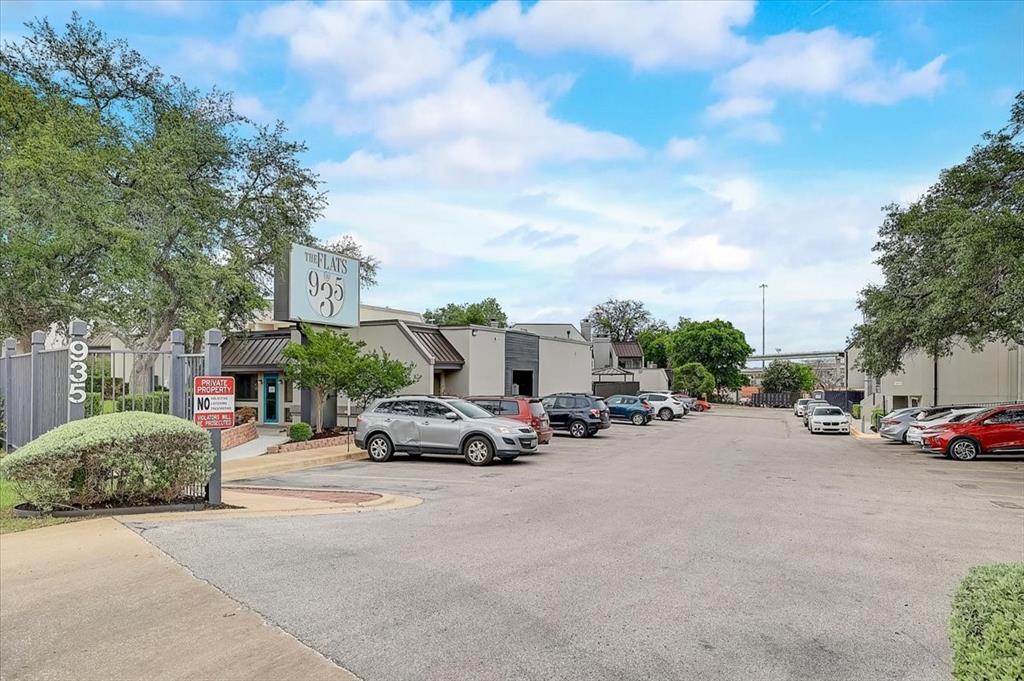 935 La Posada Drive Austin TX 78752