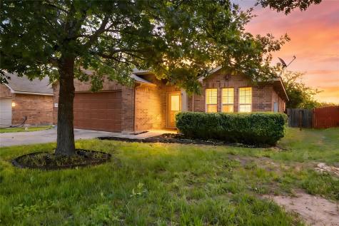 1207 Cherrywood Kyle TX 78640
