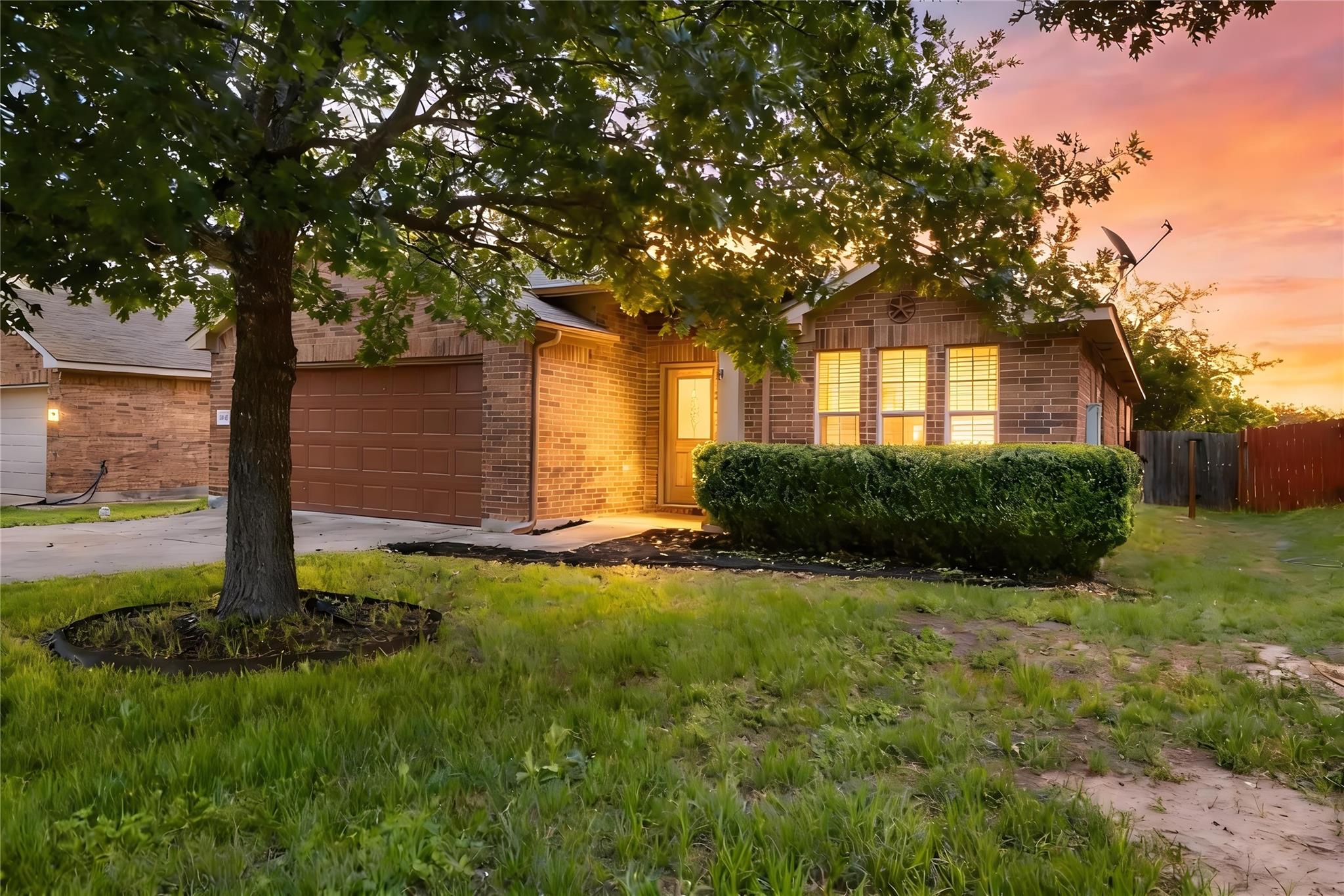 1207 Cherrywood Kyle TX 78640