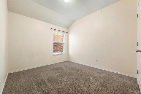 1207 Cherrywood Kyle TX 78640