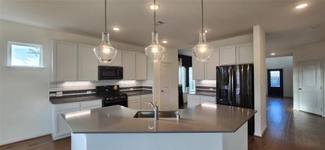 201 Water Grass Trail Clute TX 77531