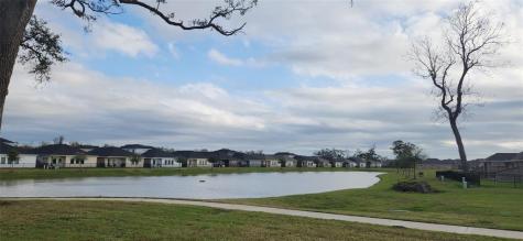 201 Water Grass Trail Clute TX 77531