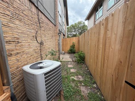 1210 Southport Drive Austin TX 78704