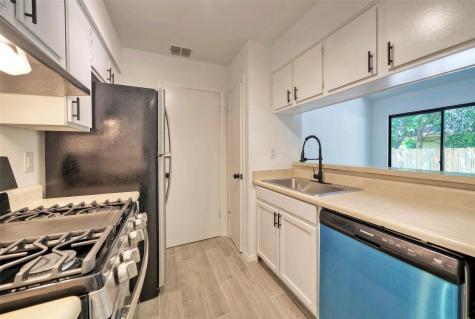 12810 Tomanet Trail Austin TX 78727