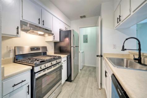 12810 Tomanet Trail Austin TX 78727