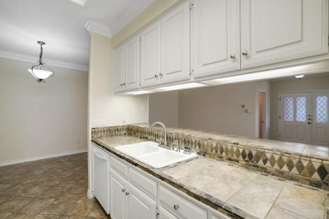 2208 Indian Trail Austin TX 78703
