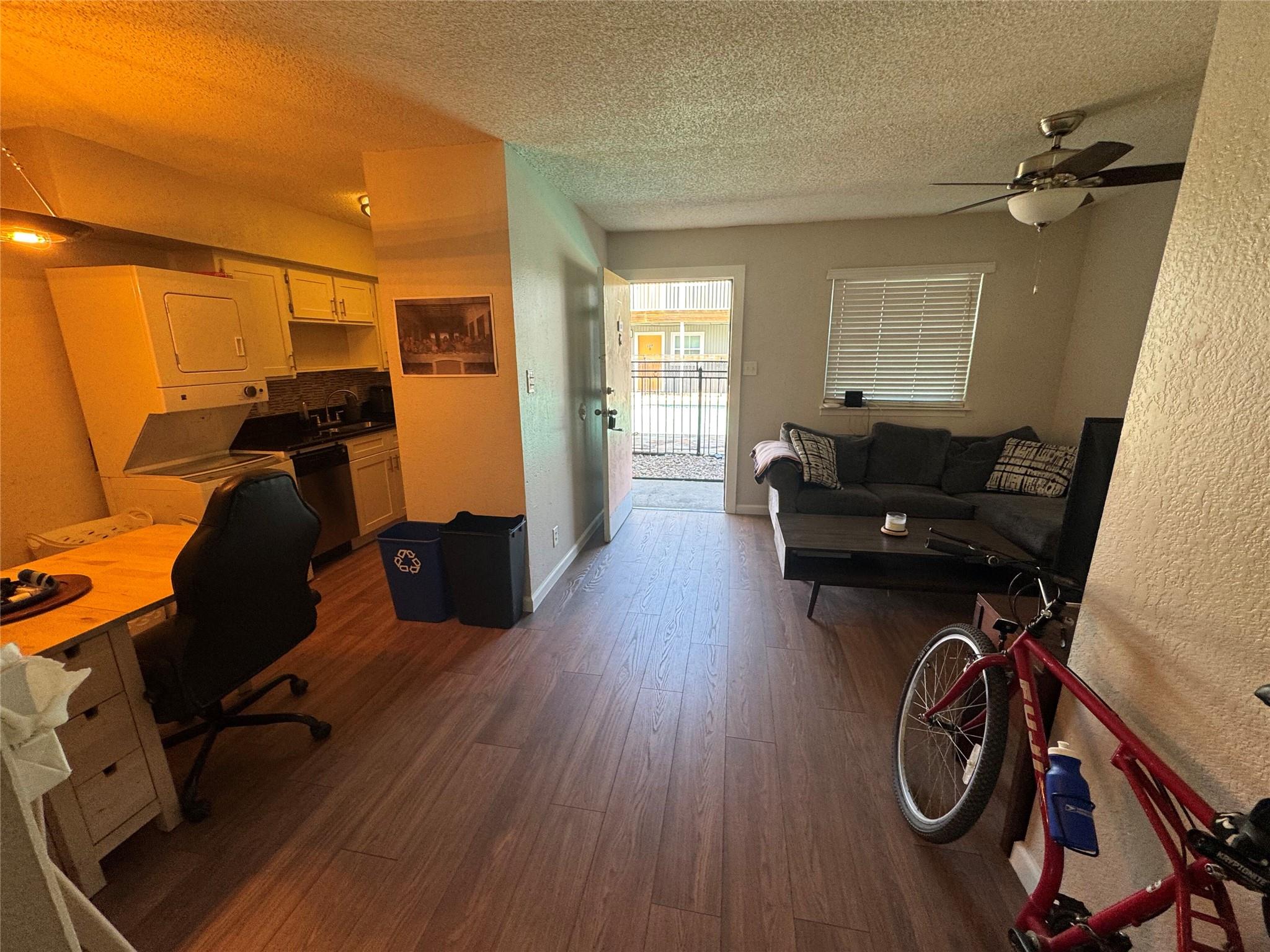 2401 Manor Road Austin TX 78722