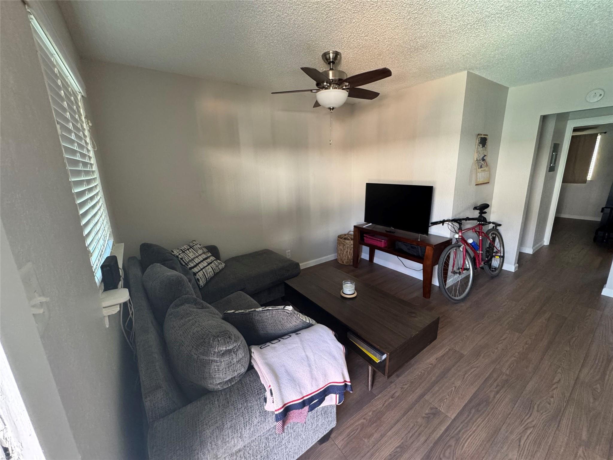 2401 Manor Road Austin TX 78722