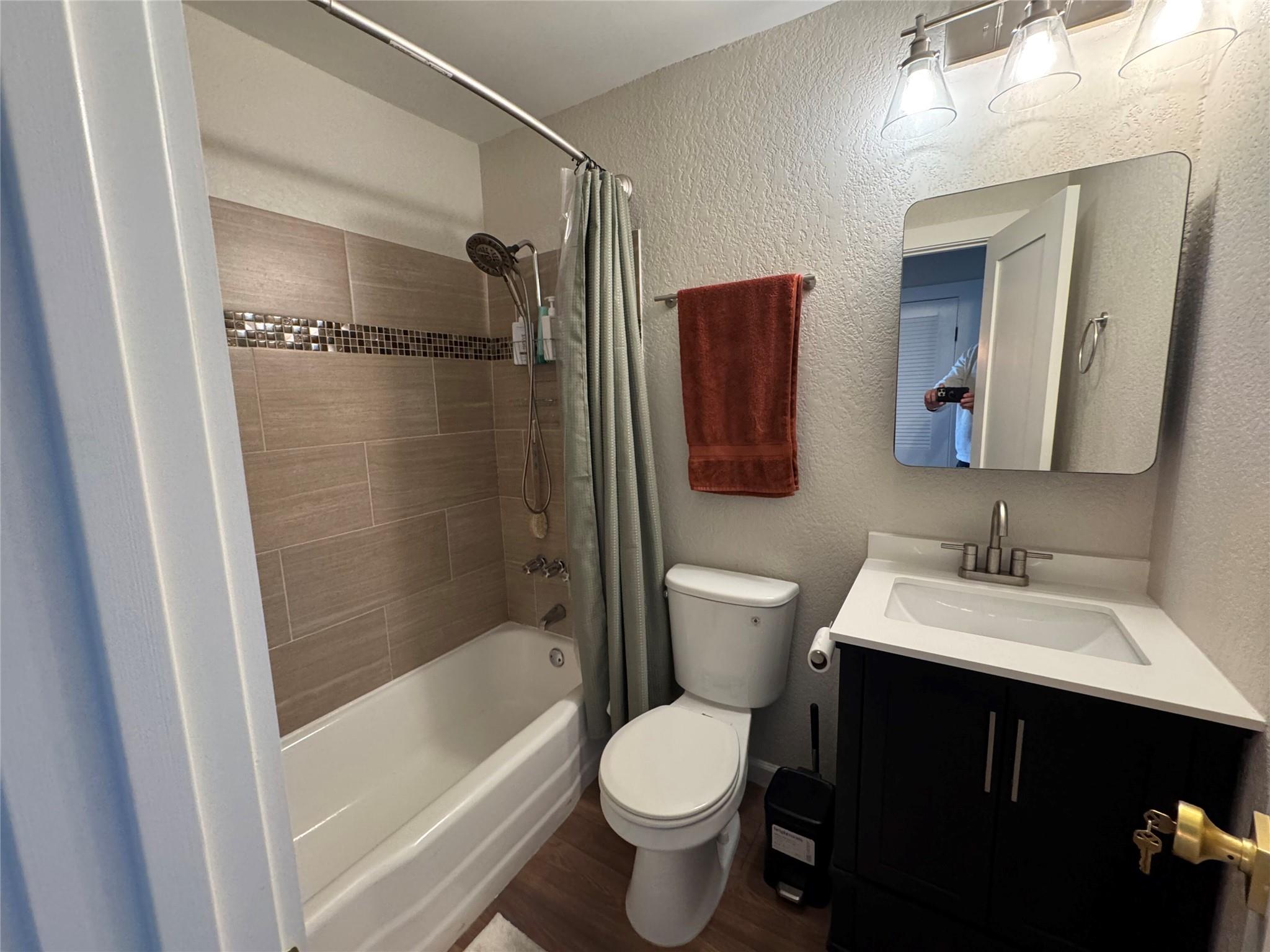 2401 Manor Road Austin TX 78722