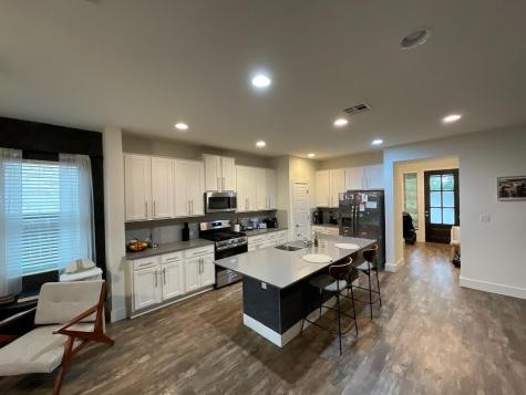 624 Golden Glory Road Leander TX 78641