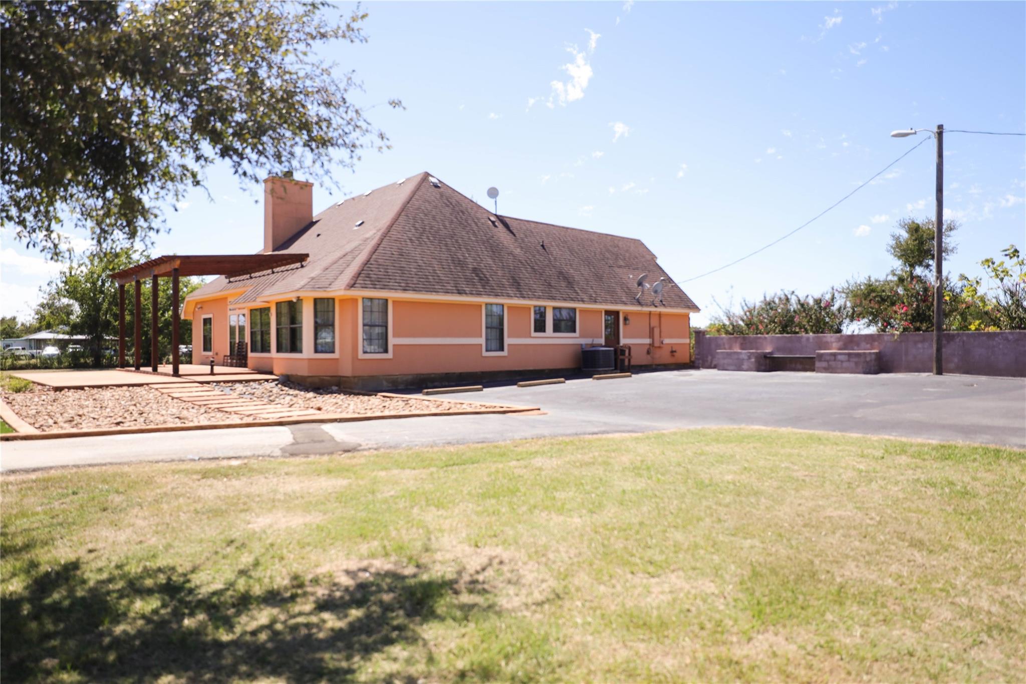 535 Upper Elgin River Road Elgin TX 78621