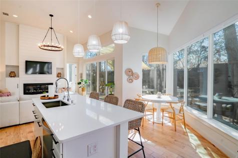 8307 Hathaway Drive Austin TX 78757