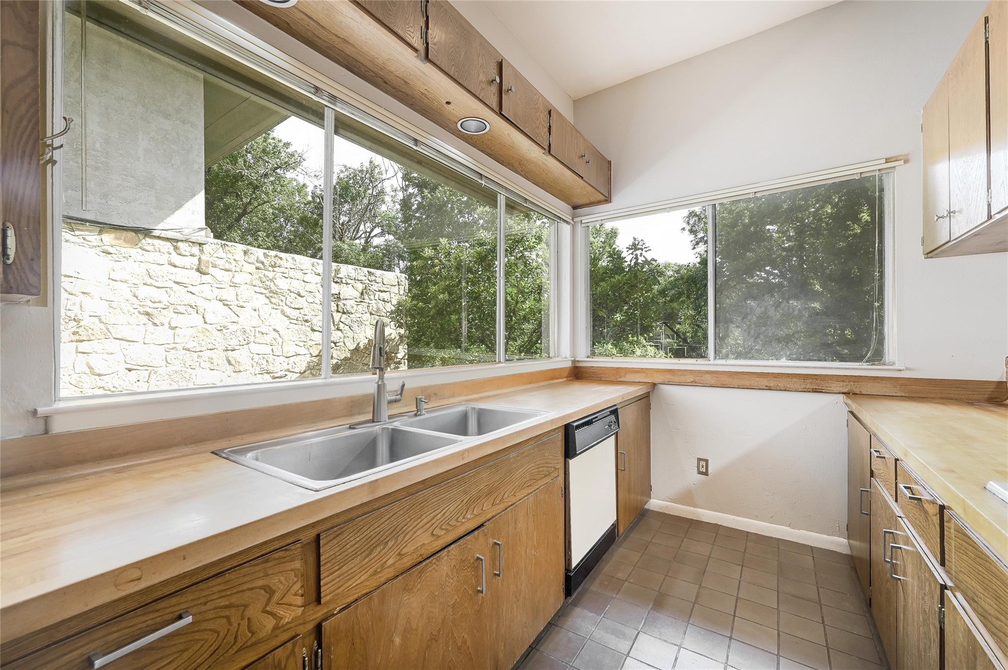 6305 Shadow Valley Drive Austin TX 78731