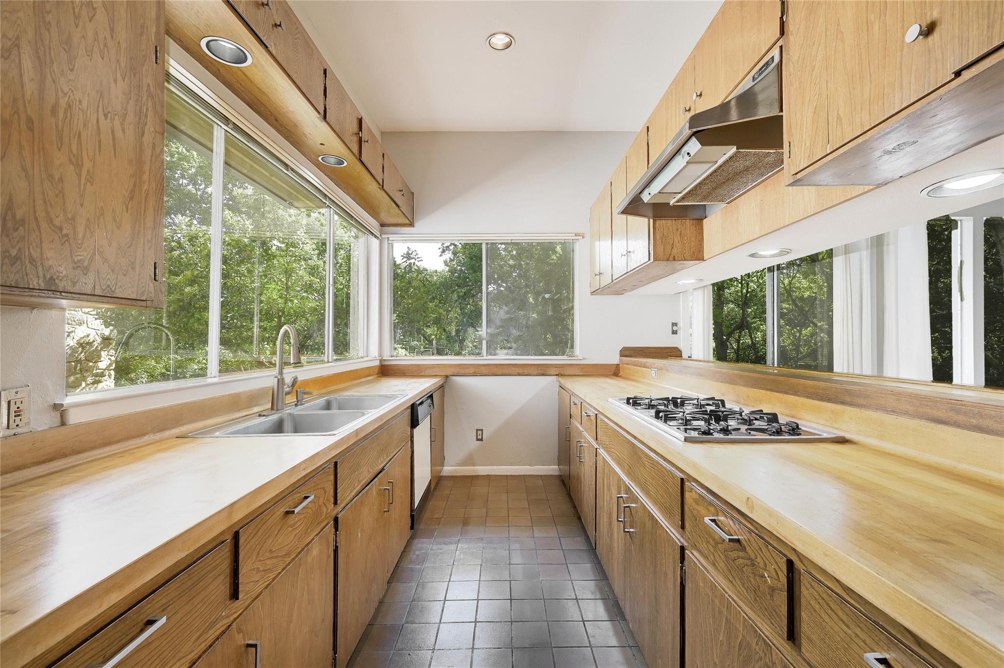 6305 Shadow Valley Drive Austin TX 78731