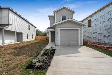 61 Trinity Circle Lockhart TX 78644