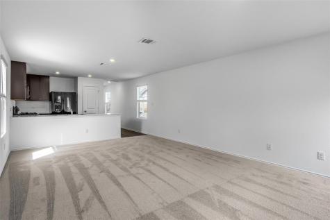 61 Trinity Circle Lockhart TX 78644