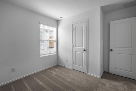 61 Trinity Circle Lockhart TX 78644