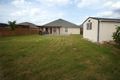106 Reagor Drive Taylor TX 76574