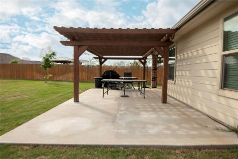 106 Reagor Drive Taylor TX 76574