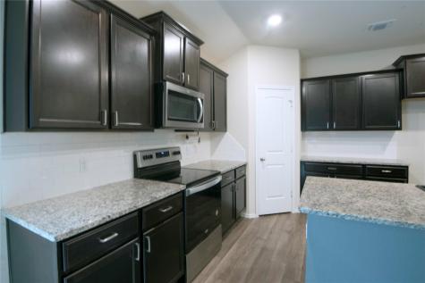106 Reagor Drive Taylor TX 76574