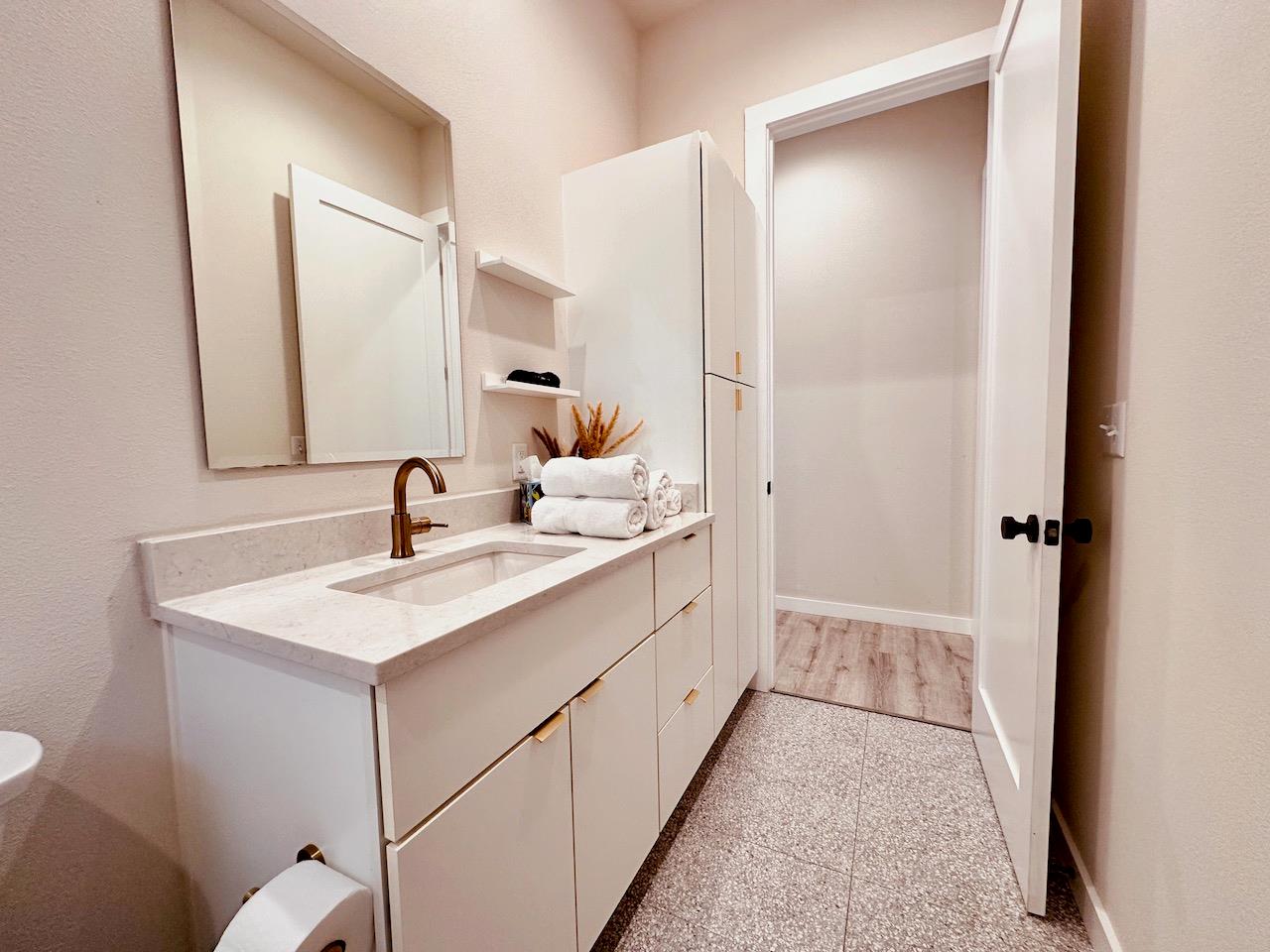 4706 Sylvandale Drive Austin TX 78745