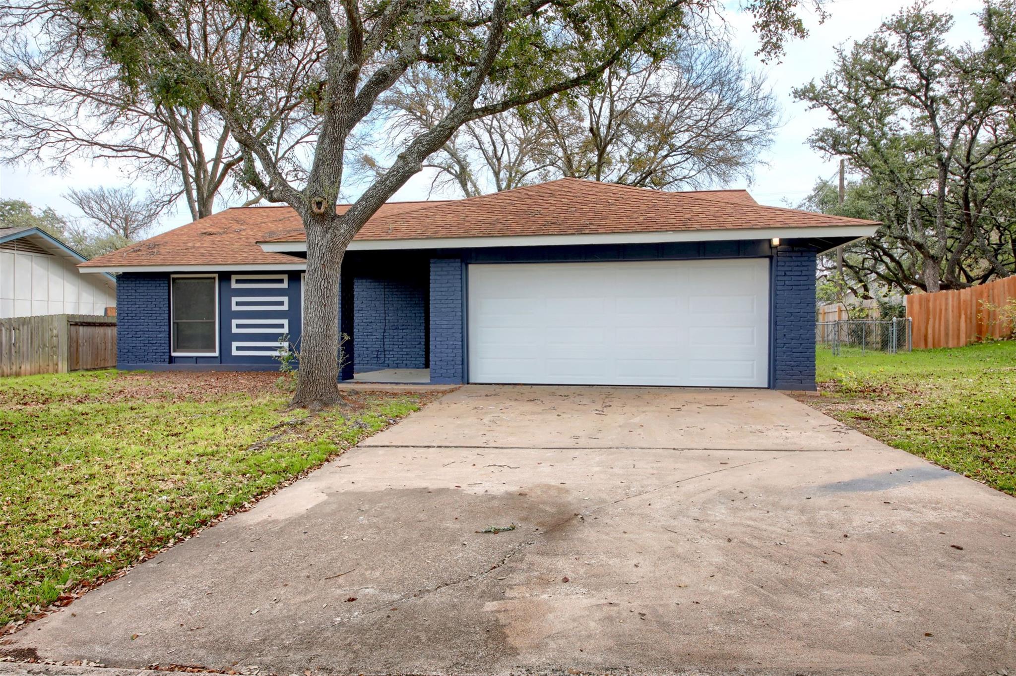 11813 Highland Oaks Trail Austin TX 78759