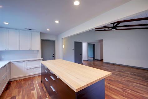 11813 Highland Oaks Trail Austin TX 78759